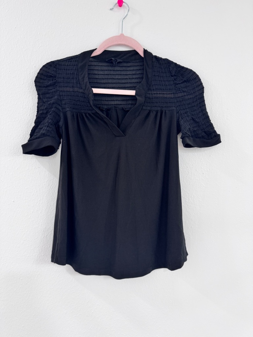 Flower & Feather Black Smocked Puff Sleeve V-Neck Blouse Top Size S